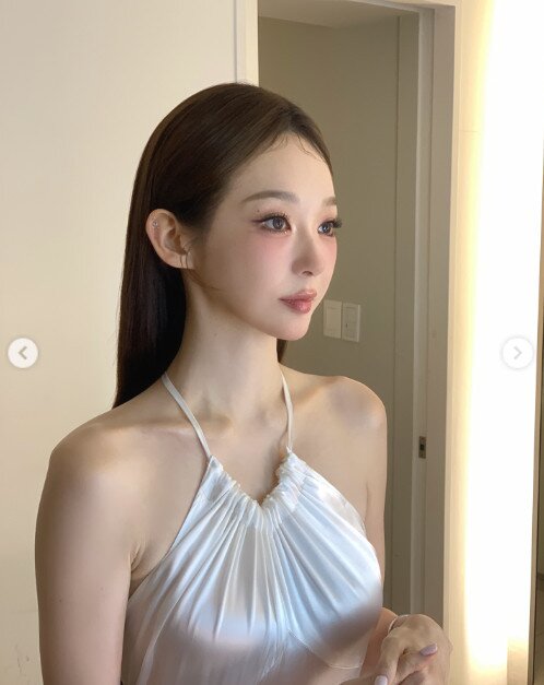 본문 이미지 - 강민경 인스타그램