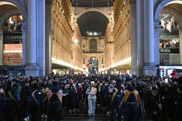 머라이어 캐리·안드레아 보첼리 '선율'…차준환·박지우 韓 22번째 입장