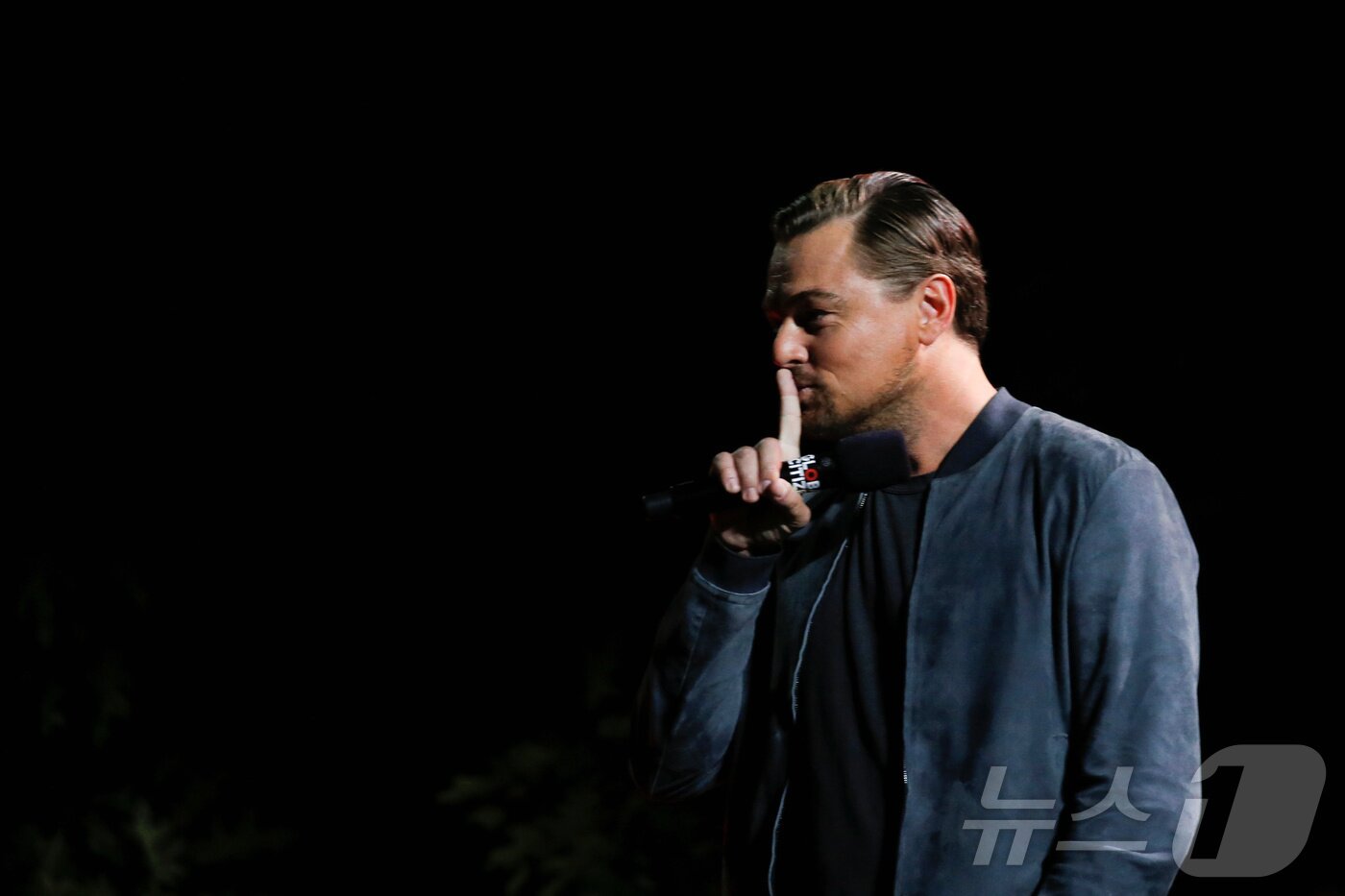 본문 이미지 - 레오나르도 디카프리오(리어나도 디캐프리오)가 2019년 국제 시민축제에서 연설하던 당시 모습 2019.9.29/뉴스1 ⓒ 로이터=뉴스1 ⓒ News1 황덕현 기후환경전문기자