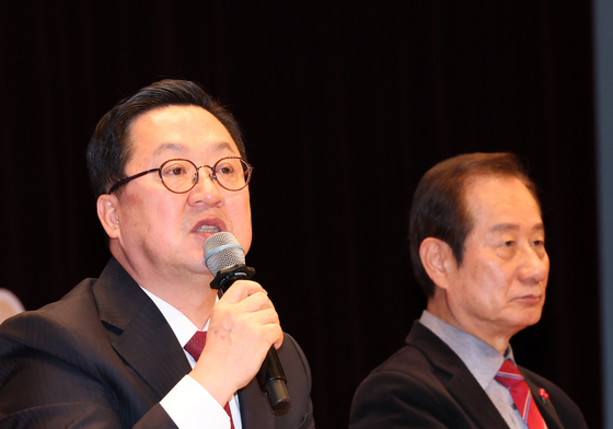 시민과 대화하는 이장우 시장