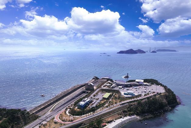 대우건설, 19개사와 가덕도 부지공사 사전심사 서류 제출