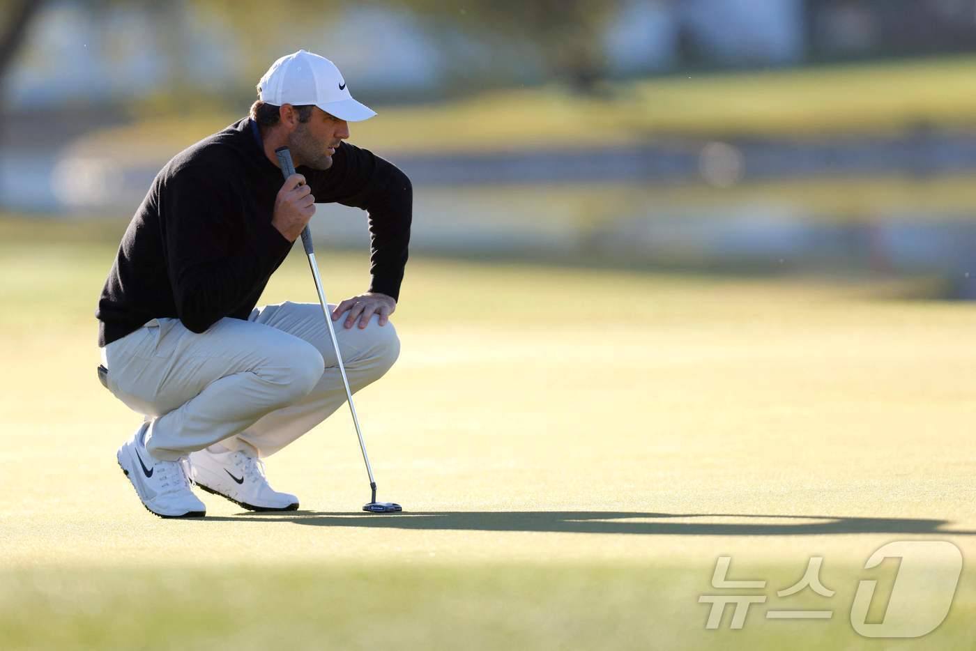 본문 이미지 - 8개월 만에 오버파를 기록한 스코티 셰플러. ⓒ AFP=뉴스1