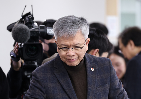 보정심 참석하는 김택우 의협 회장