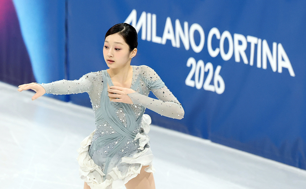 '포스트 김연아' 신지아, 밀라노를 사로잡다