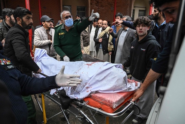 파키스탄 이슬람 사원서 자폭 테러로 31명 사망…印, 테러 배후설 일축 (종합)