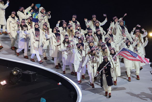 "美 대표한다는 사실에 복잡한 감정" 올림픽 선수들 고백에 '시끌'