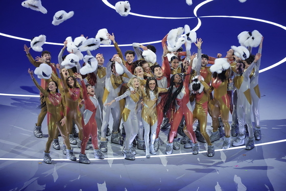 이탈리아 밀라노 동계올림픽 '시간 여행'