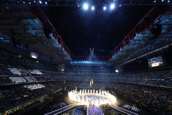 '사상 최초 2개 지역명' 밀라노·코르티나담페초 동계올림픽 개막