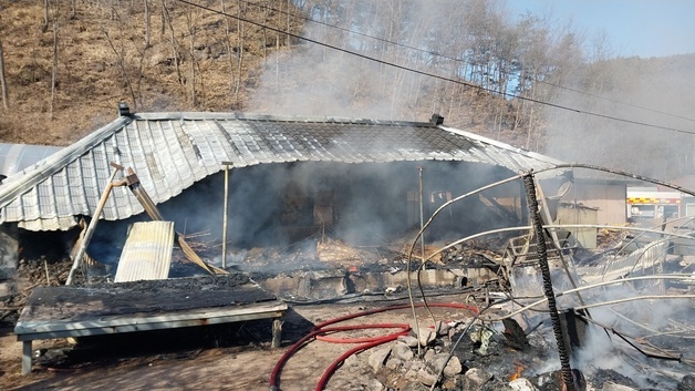 청송 파천면 주택서 화재…90대 남성 숨져