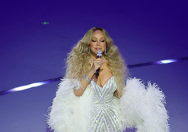 밀라노·코르티나 동계올림픽 개막식 공연하는 머라이어 캐리