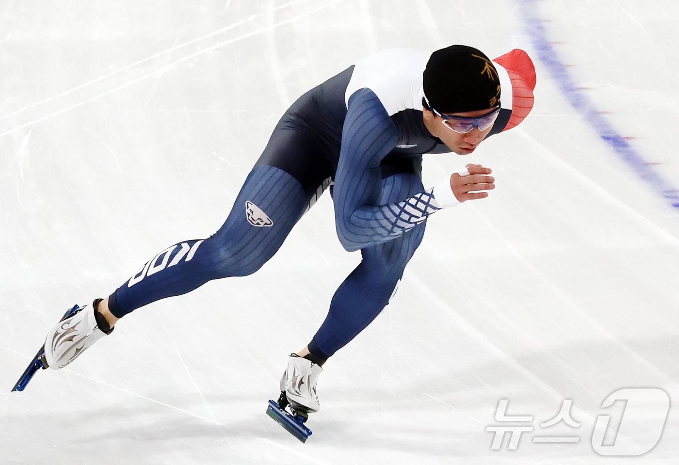 (밀라노=뉴스1) 김진환 기자 = 스피드스케이팅 김준호가 7일(현지시간) 이탈리아 밀라노 스피드스케이팅 스타디움에서 훈련하고 있다. 2026.2.7/뉴스1