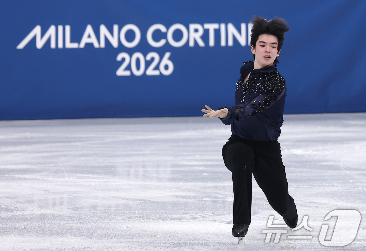 (밀라노=뉴스1) 김성진 기자 = 피겨 차준환이 7일(현지시간) 이탈리아 밀라노 아이스 스케이팅 아레나에서 열린 2026 밀라노·코르티나담페초 동계올림픽 피겨 스케이팅 팀 이벤트( …