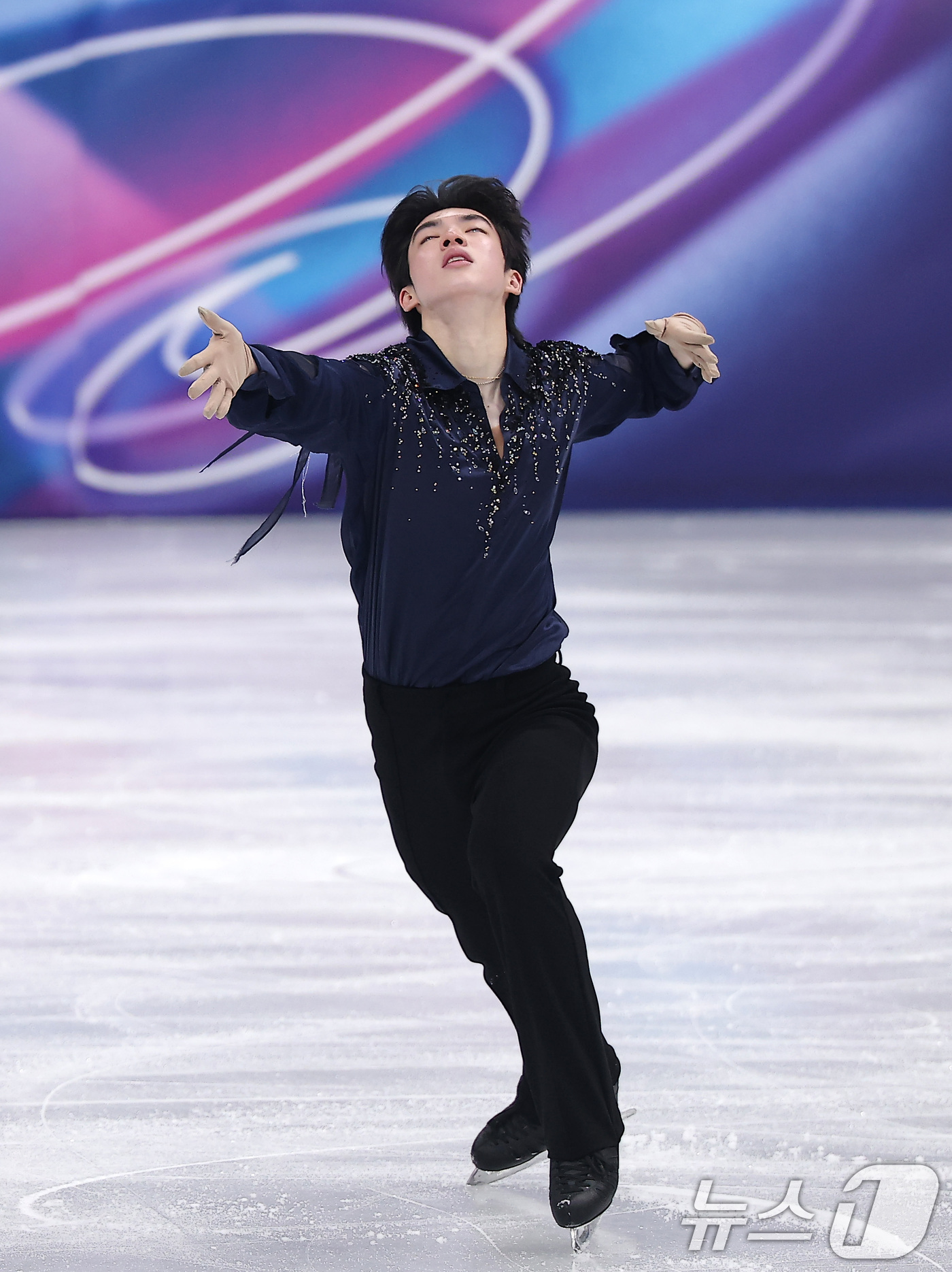 (밀라노=뉴스1) 김성진 기자 = 피겨 차준환이 7일(현지시간) 이탈리아 밀라노 아이스 스케이팅 아레나에서 열린 2026 밀라노·코르티나담페초 동계올림픽 피겨 스케이팅 팀 이벤트( …