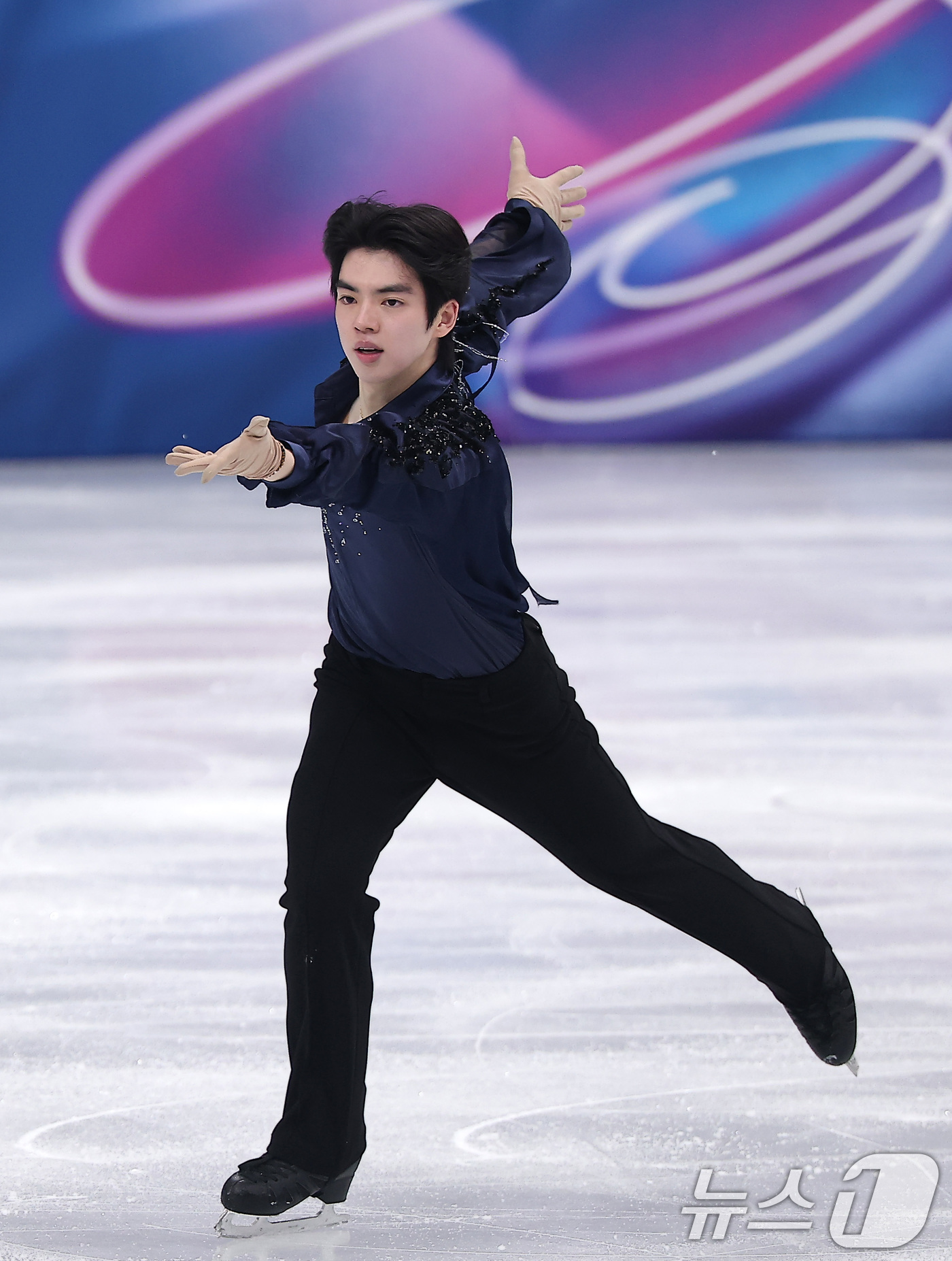 (밀라노=뉴스1) 김성진 기자 = 피겨 차준환이 7일(현지시간) 이탈리아 밀라노 아이스 스케이팅 아레나에서 열린 2026 밀라노·코르티나담페초 동계올림픽 피겨 스케이팅 팀 이벤트( …