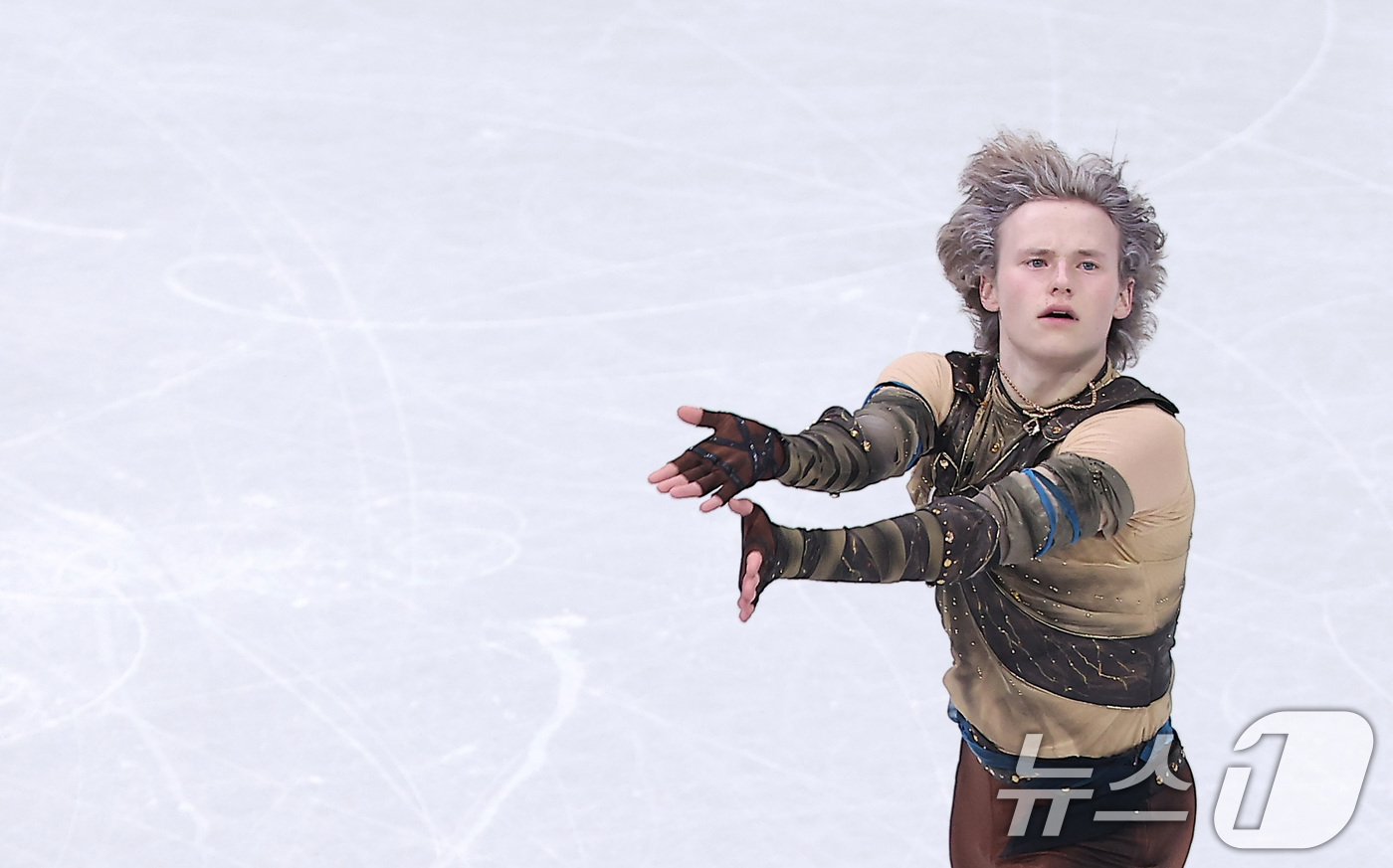 (밀라노=뉴스1) 김성진 기자 = 미국 피겨선수 일리야 말리닌이 7일(현지시간) 이탈리아 밀라노 아이스 스케이팅 아레나에서 열린 2026 밀라노·코르티나담페초 동계올림픽 피겨 스케 …