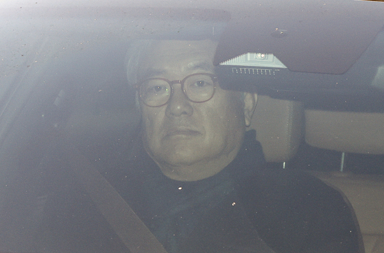 '尹대통령실 PC 초기화 의혹' 정진석 前비서실장 첫 경찰 출석