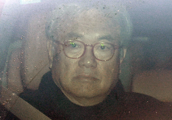 '대통령실 PC 초기화 지시 의혹' 정진석 전 비서실장, 경찰 출석