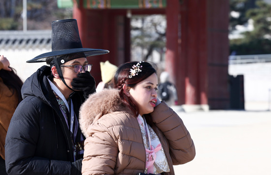 입춘 무색한 추위