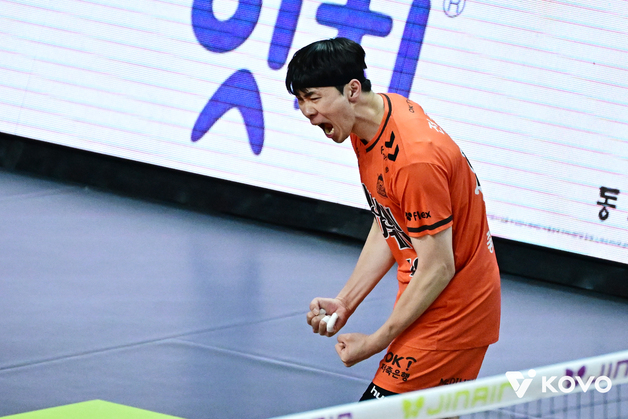 OK저축은행, 최하위 삼성화재 '완파'…2연승, 4위 도약