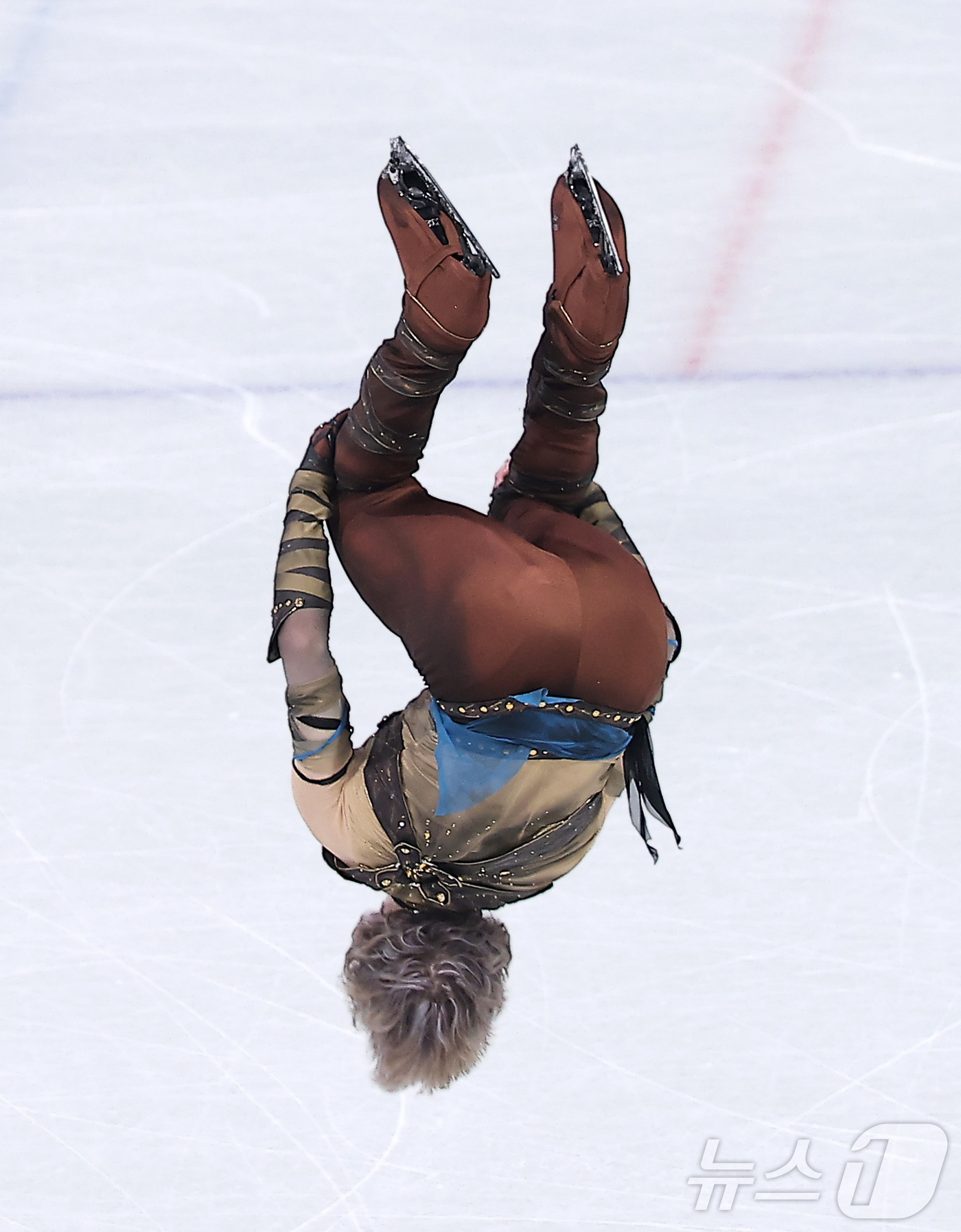 (밀라노=뉴스1) 김성진 기자 = 미국 피겨선수 일리야 말리닌이 7일(현지시간) 이탈리아 밀라노 아이스 스케이팅 아레나에서 열린 2026 밀라노·코르티나담페초 동계올림픽 피겨 스케 …