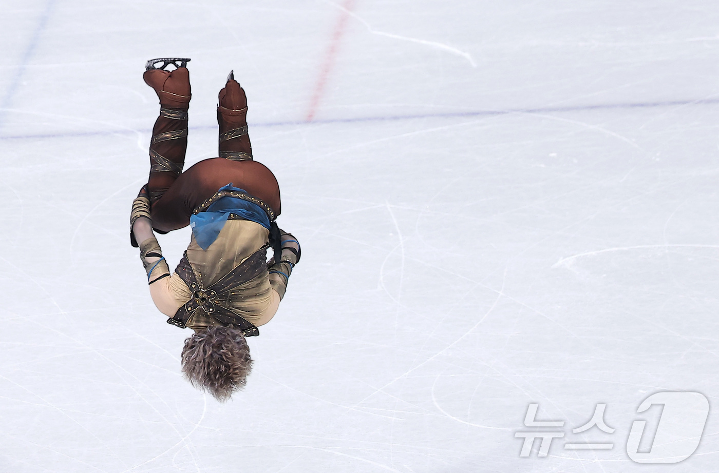 (밀라노=뉴스1) 김성진 기자 = 미국 피겨선수 일리야 말리닌이 7일(현지시간) 이탈리아 밀라노 아이스 스케이팅 아레나에서 열린 2026 밀라노·코르티나담페초 동계올림픽 피겨 스케 …