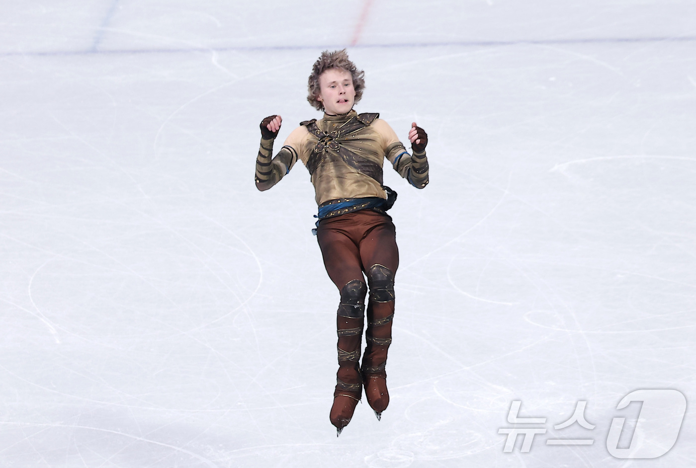 (밀라노=뉴스1) 김성진 기자 = 미국 피겨선수 일리야 말리닌이 7일(현지시간) 이탈리아 밀라노 아이스 스케이팅 아레나에서 열린 2026 밀라노·코르티나담페초 동계올림픽 피겨 스케 …