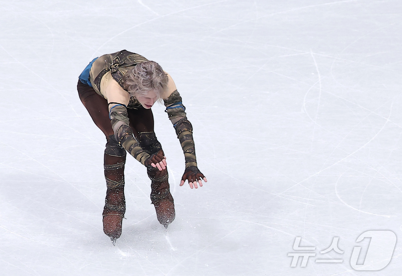 (밀라노=뉴스1) 김성진 기자 = 미국 피겨선수 일리야 말리닌이 7일(현지시간) 이탈리아 밀라노 아이스 스케이팅 아레나에서 열린 2026 밀라노·코르티나담페초 동계올림픽 피겨 스케 …