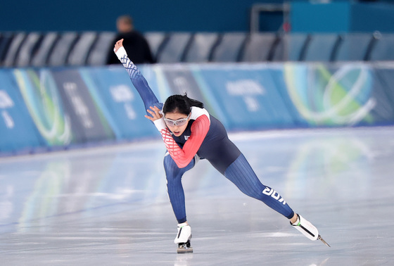 질주하는 이나현