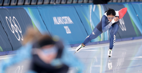 질주하는 이나현