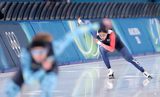 질주하는 이나현