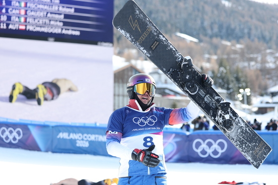 스노보드 맏형 김상겸, 은빛 미소