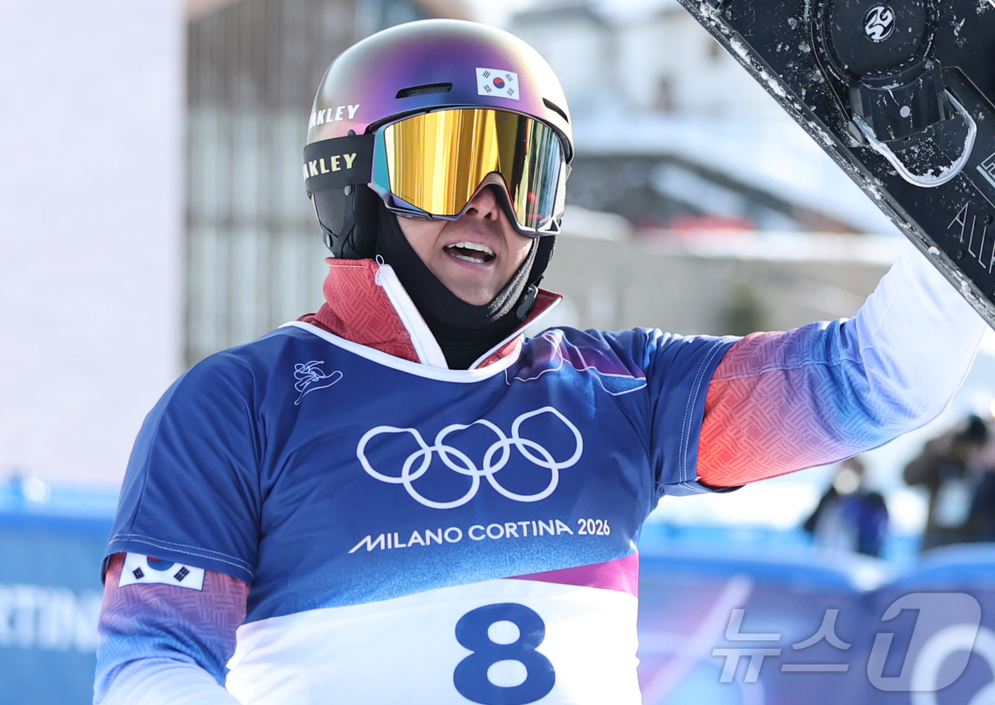 (리비뇨=뉴스1) 김진환 기자 = 스노보드 김상겸이 8일(현지시간) 이탈리아 리비뇨의 스노파크에서 열린 2026 밀라노·코르티나담페초 동계올림픽 스노보드 남자 평행 대회전 결승에서 …