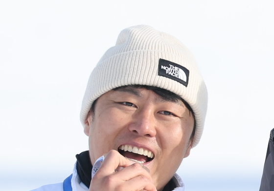 김상겸, 은빛 미소