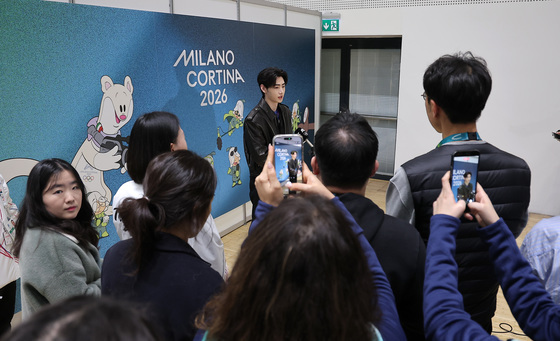 자원봉사자들에게 관심 받는 엔하이픈 성훈