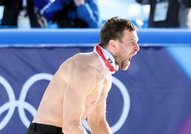 '헐크 세리머니' 기다려준 김상겸 "나도 몸 좋았으면 벗었을 텐데"[올림픽]