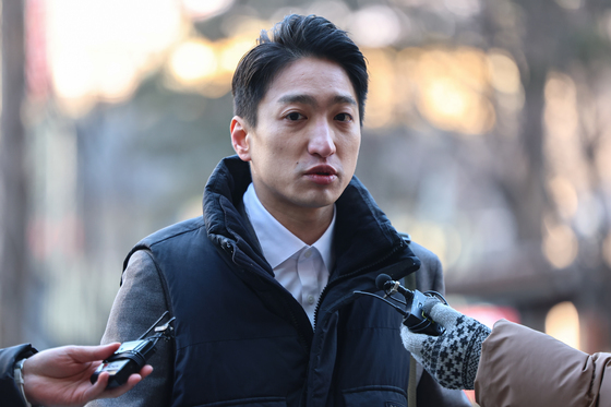 경찰, 김경 'CES 출입증 사적유용 의혹' 고발인 조사