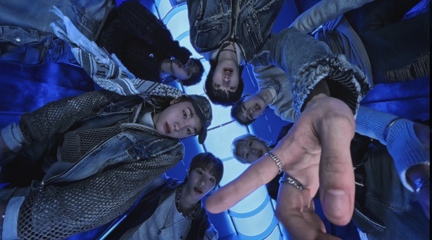 튜넥스, '셋 바이 어스 온리' 프롤로그 공개…'3월 데뷔' 서막