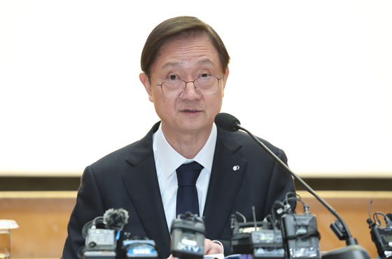 이찬진 "쿠팡페이·쿠팡파이낸셜 정식검사…MBK 제재심 심의 중"