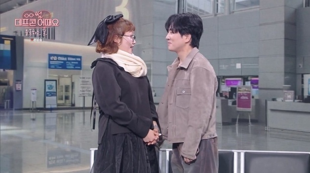 '개콘-데프콘 썸' 2년 2개월 만에 종영…신윤승 고백+뽀뽀 엔딩