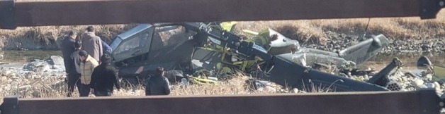 가평 조종면서 군 헬기 추락…탑승자 2명 심정지(종합2보)