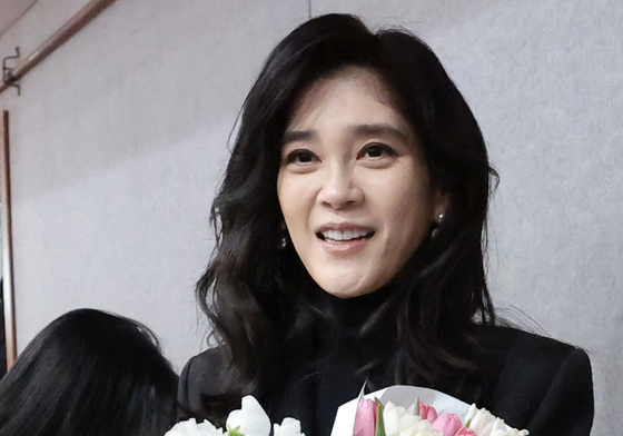 아들 졸업식 참석한 이부진 사장