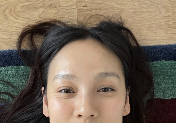 '요가원 원장' 이효리 "설 당일 外 연휴 정상 수업…누워 계시지 마시라"