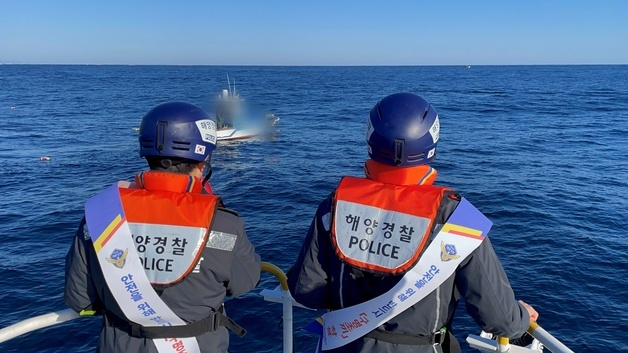 "바다도 고령화"…1인 조업선 잇단 사고에 해경 예방 총력