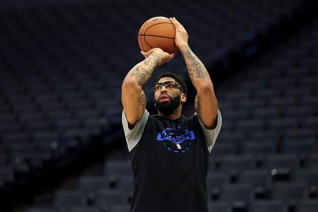 '데이비스 시즌 아웃' 보도에 NBA 워싱턴 단장 발끈 "돌아온다"