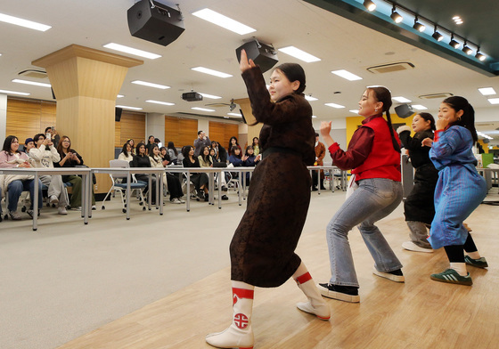 계명대, 외국인 유학생 설맞이 문화 교류