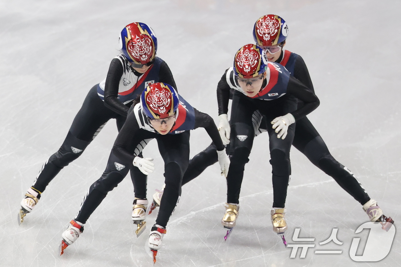 (밀라노=뉴스1) 김진환 기자 = 쇼트트랙 대표팀이 9일(현지시간) 이탈리아 밀라노 아이스 스케이팅 아레나에서 훈련을 하고 있다. 2026.2.9/뉴스1