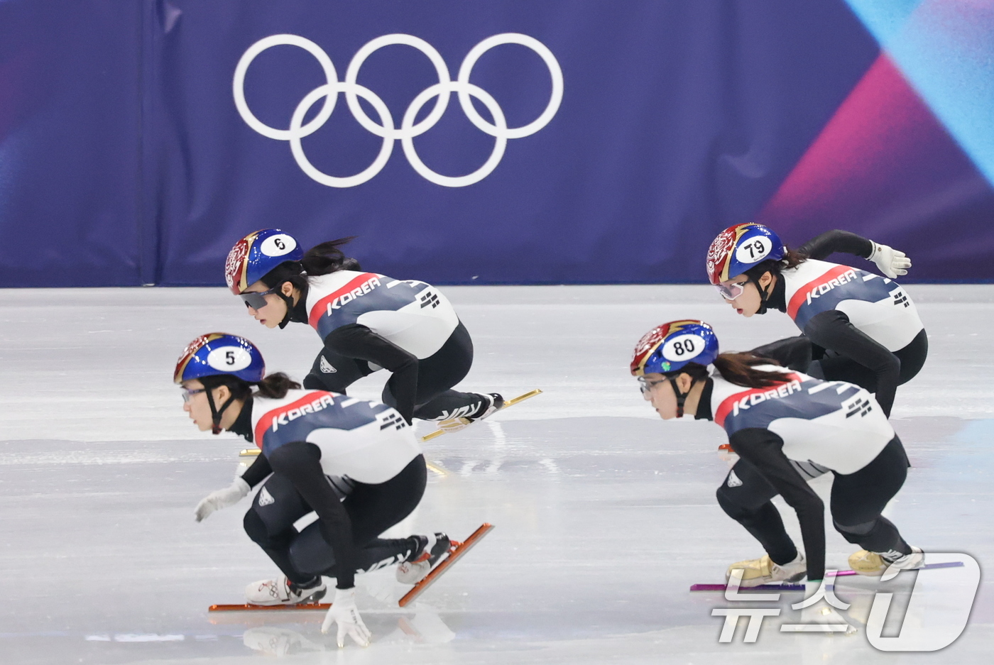 (밀라노=뉴스1) 김진환 기자 = 쇼트트랙 대표팀이 9일(현지시간) 이탈리아 밀라노 아이스 스케이팅 아레나에서 훈련을 하고 있다. 2026.2.9/뉴스1