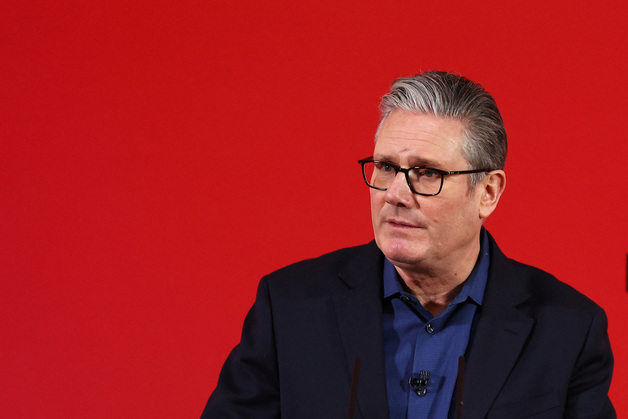 '사면초가' 스타머 英총리…'엡스타인 여파' 공보국장도 사임