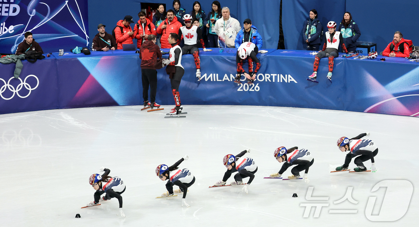 (밀라노=뉴스1) 김진환 기자 = 쇼트트랙 대표팀 선수들이 9일(현지시간) 이탈리아 밀라노 아이스 스케이팅 아레나에서 공식 훈련을 하고 있다. 2026.2.9/뉴스1