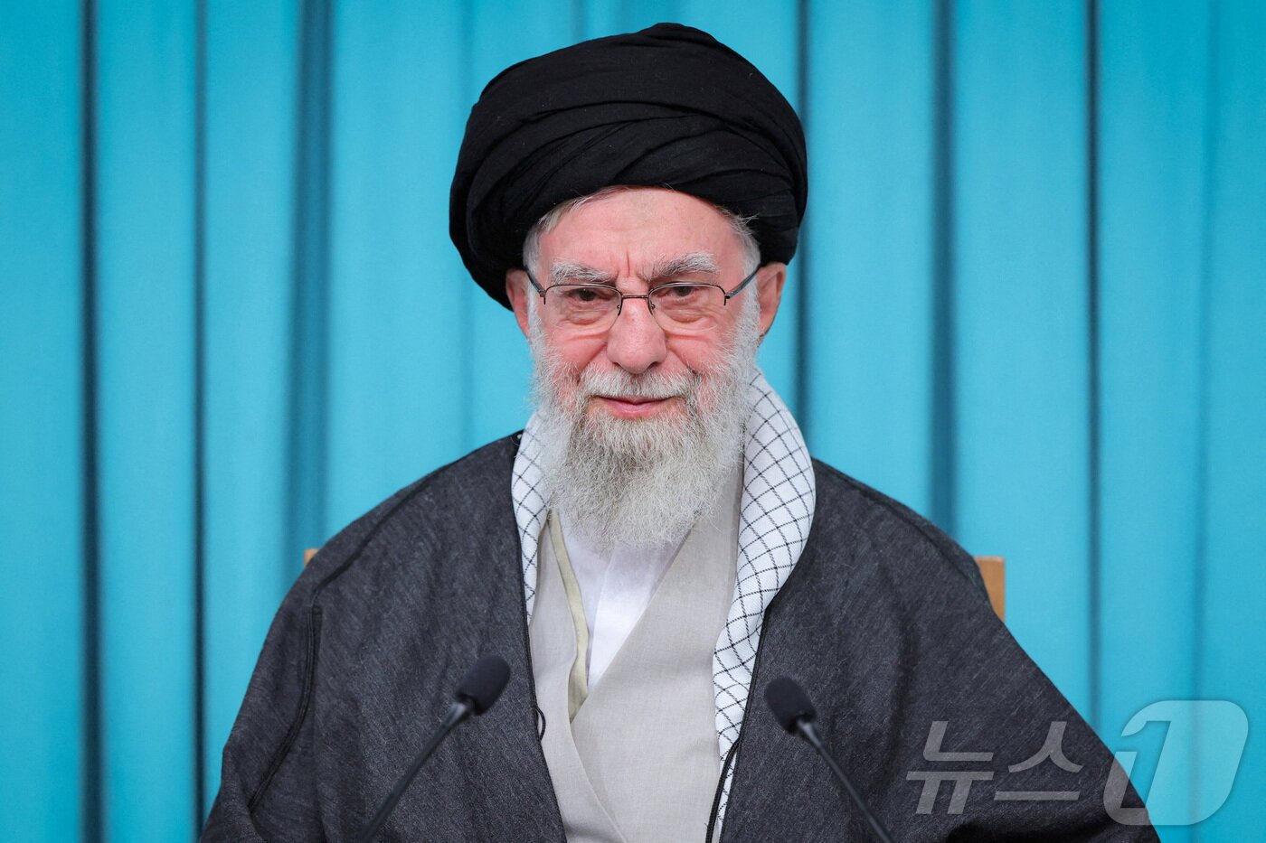 본문 이미지 - 이란 최고지도자 아야톨라 알리 하메네이 ⓒ 로이터=뉴스1